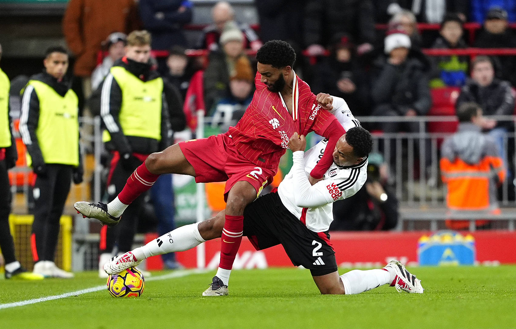 罗伯逊传射建功,利物浦再度胜利 罗伯逊传射建功,利物浦再度胜利