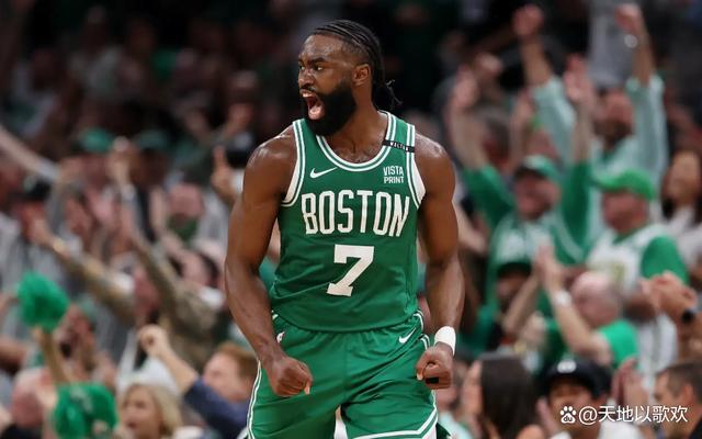 凯尔特人豪取开门红,精彩比赛完美收官的简单介绍 凯尔特人豪取开门红,精彩比赛完美收官的简单介绍