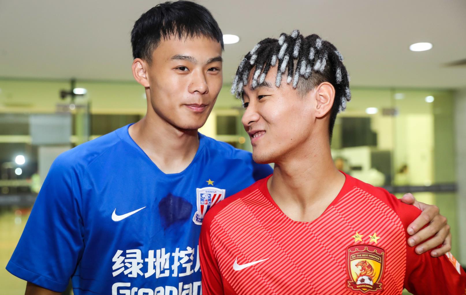 广州恒大对抗申花，高潮迭起