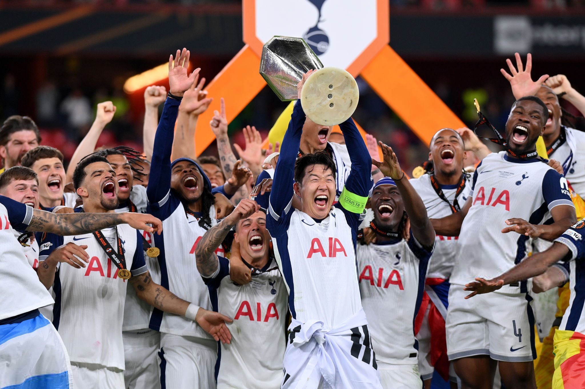 荷兰轻取国际米兰,孙兴慜统治全场的简单介绍 荷兰轻取国际米兰,孙兴慜统治全场的简单介绍